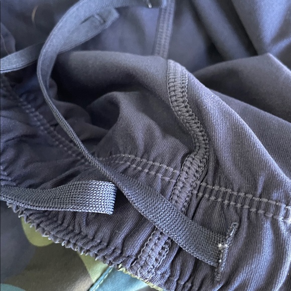 New Balance Navy Blue Camo Athletic Shorts - Picture 7 of 7